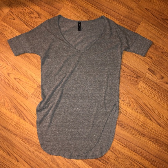 Easywear Gray Tunic - Picture 1 of 4